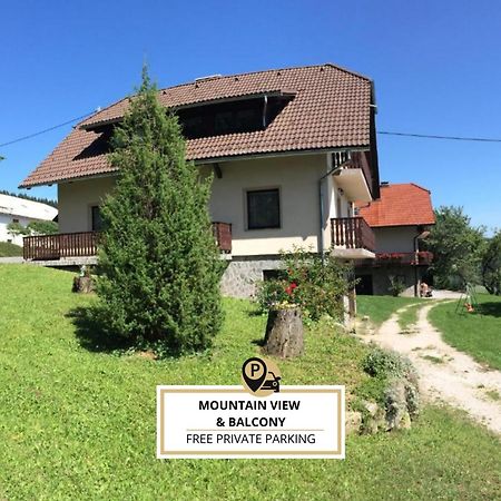 Hotel Tourist Farm Pacnik à Resnik Extérieur photo